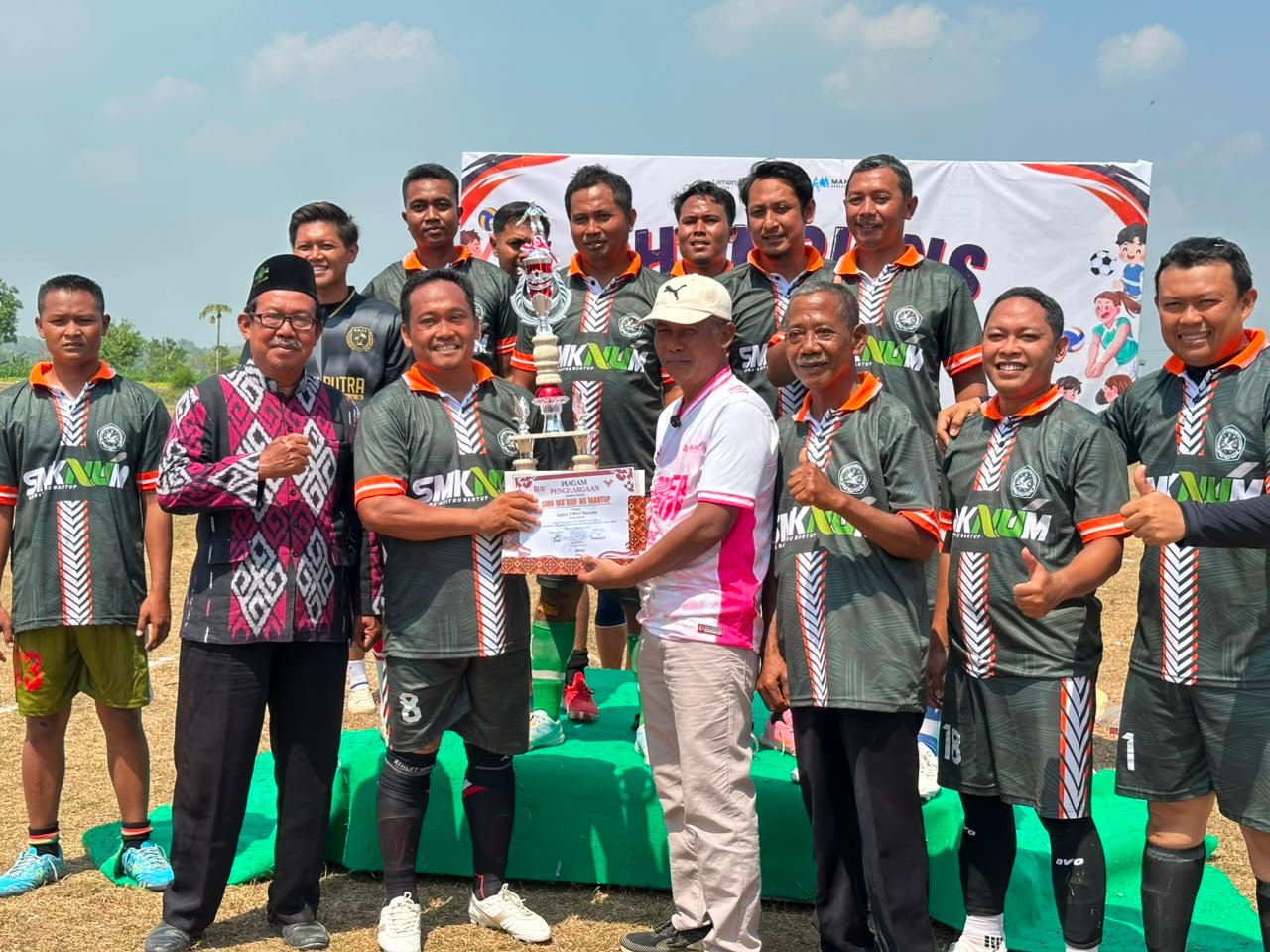 Perjalanan Dramatis SMK Ma'arif NU Rengkuh Juara 2 Turnamen Mini Soccer Lintas Sektor Mantup